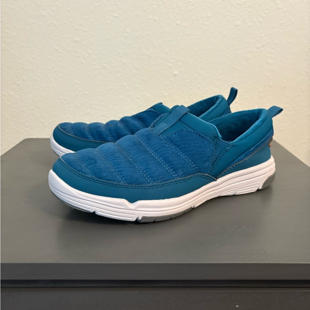 Ryka Teal Slip-On Sneakers